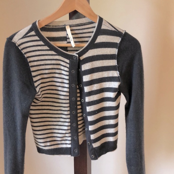 Cashmere Cardigan - Picture 1 of 3